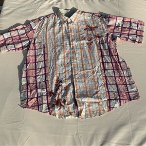 Vintage Robert Graham rare embroidered multi colored men’s dress shirt